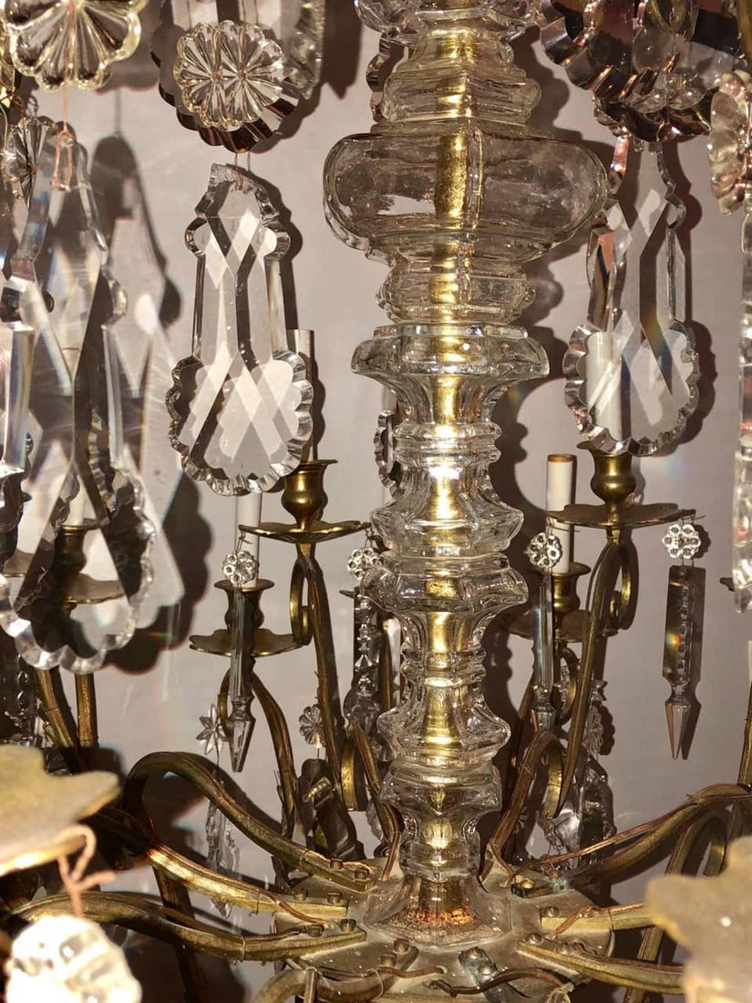 Bronze and Crystal Palatial Thirty-Light Chandelier - 7