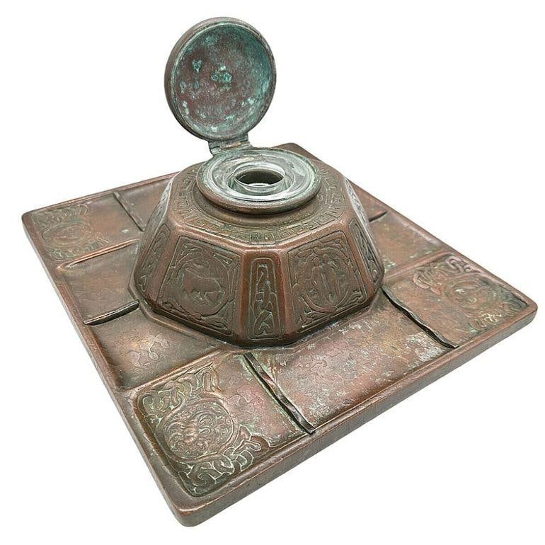 Art Nouveau Tiffany Studios Bronze "Zodiac" Pattern Inkwell on Tray #1078 - 3