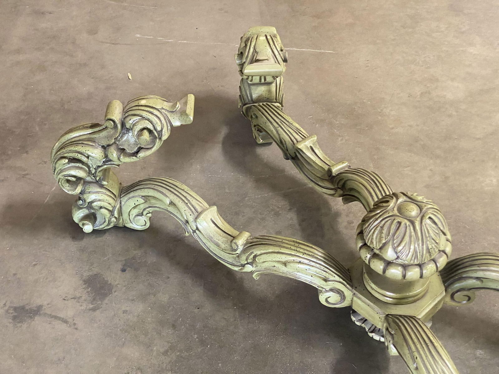 Hollywood Regency Damask Oversized Coffee Table by Thomasville - 19