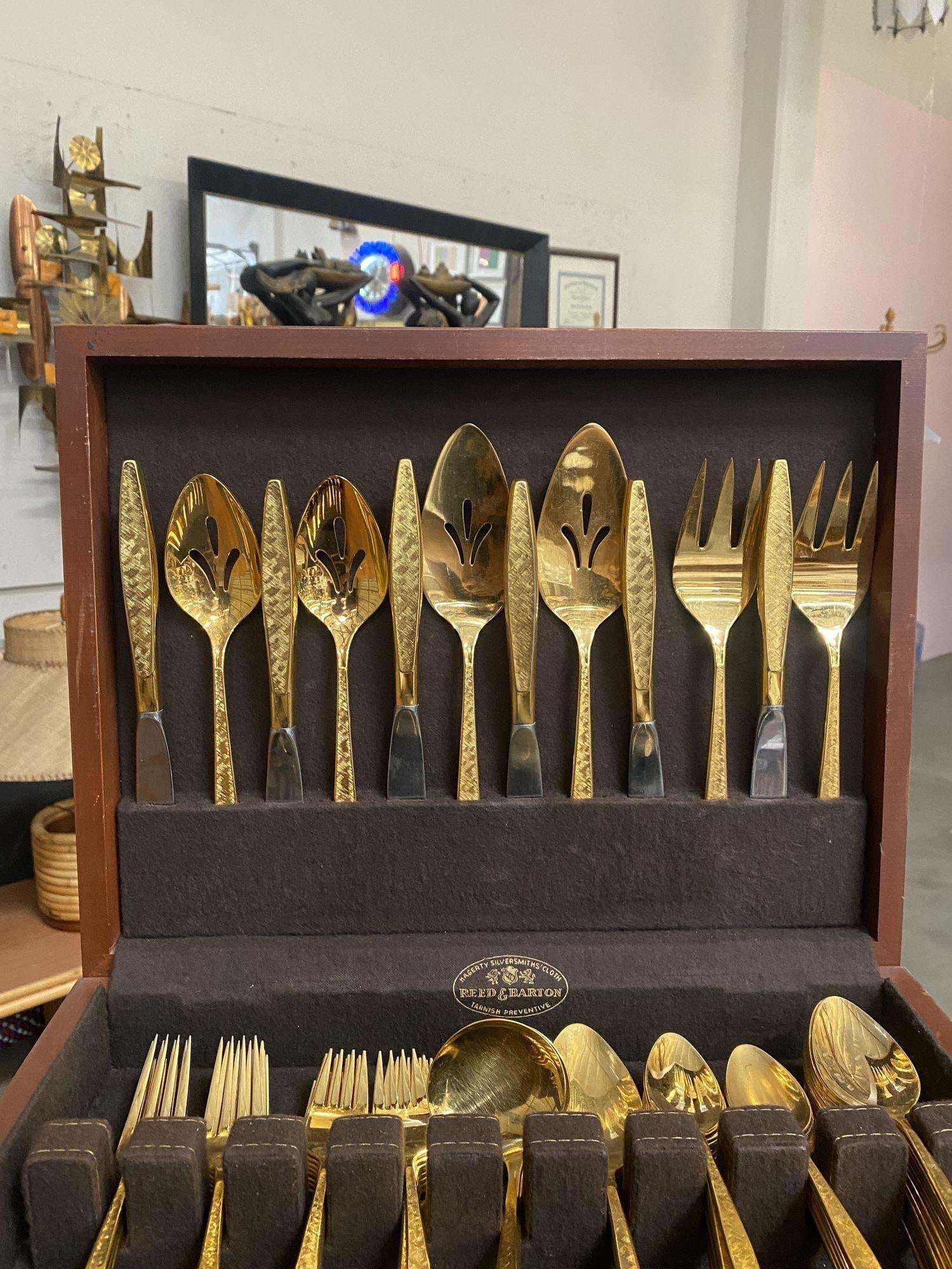 Modernist Pattern Gold Plated Stainless Flatware Set of 92 by 1847 Rogers Bros - 11