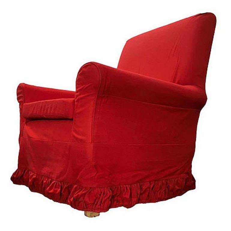 White Muslim Cloth Club Chair W/ Red Cover from Red Corner Movie 1997 - 17