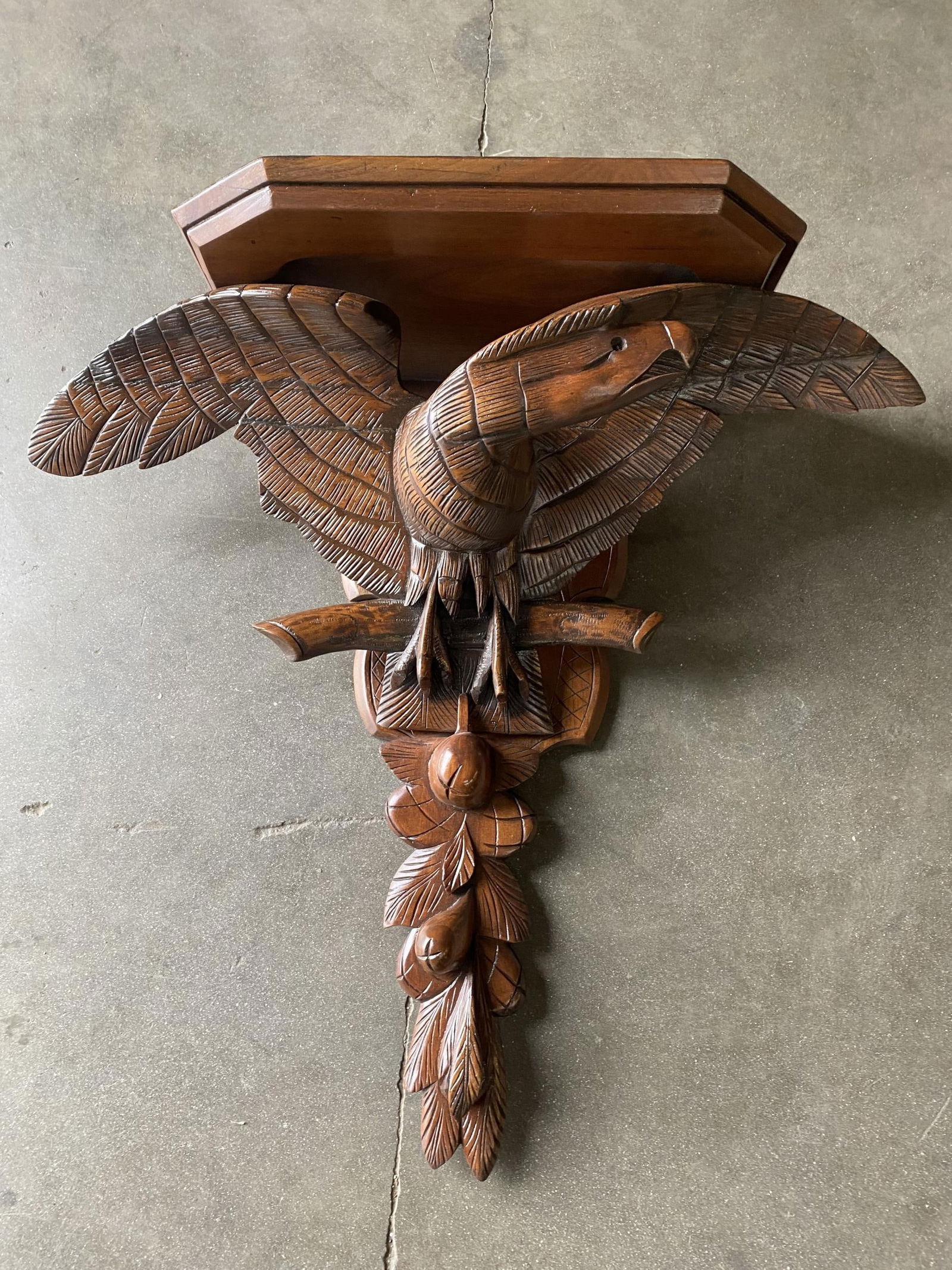 Victorian Hand Carved Oak American War Eagle Wall Shelf Sconce - 5