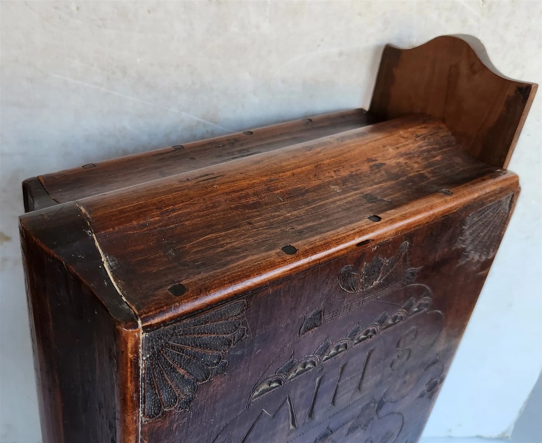 1790 BIBLE BOX HAND CARVED WOOD antique RARE SHAPE - 14