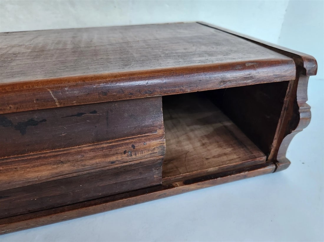 1790 BIBLE BOX HAND CARVED WOOD antique RARE SHAPE - 9