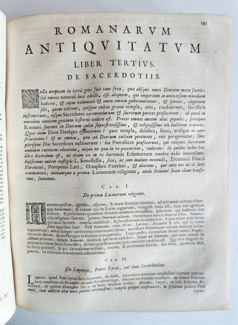 1685 ROMAN ANTIQUTIES antique ILLUSTRATED vellum bound in LATIN - 8