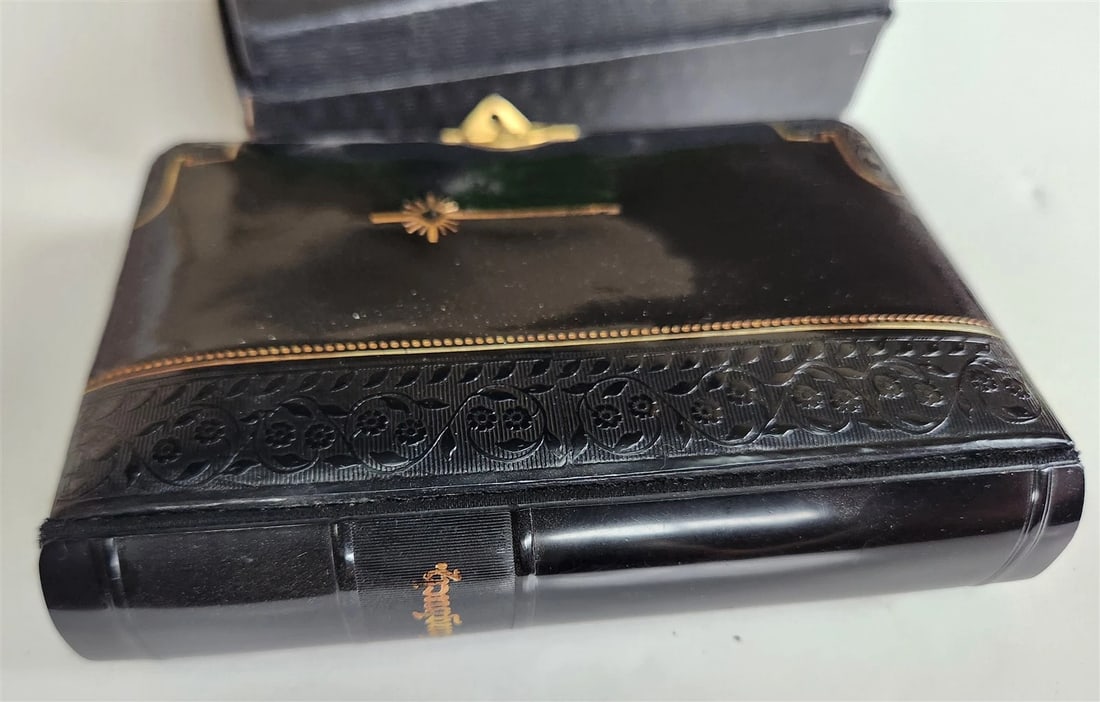 1911 HYMNAL in GERMAN antique DECORATIVE BINDING - 2