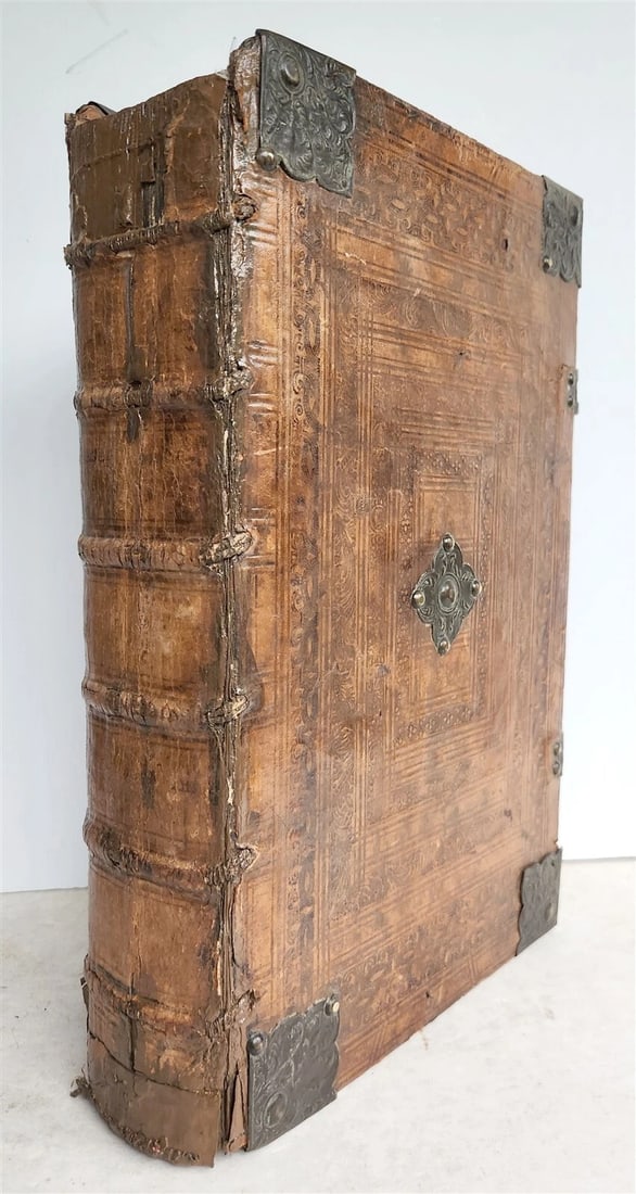 1715 BIBLE in ENGLISH antique ILLUSTRATED w/6 MAPS PIGSKIN FOLIO w/METAL CORNERS (1 of 14)