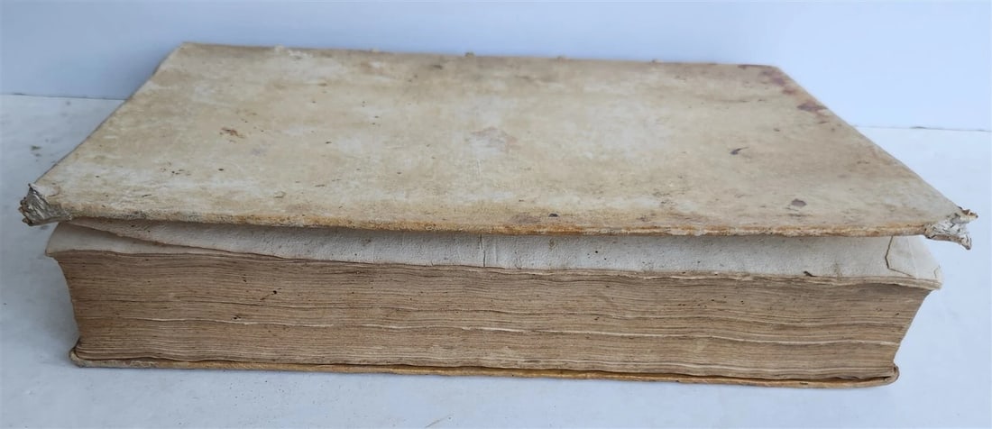 1722 LAW BOOK DECISIONES DIVERSORUM Sacrae Rotae Romanae antique VELLUM FOLIO - 2