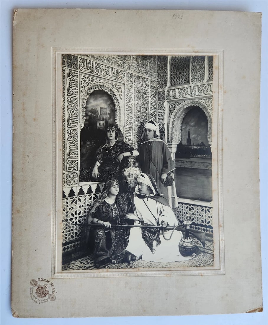 1920 ORIENTALIST PHOTO by RAFAEL GARZON antique SEVILLA SPAIN MOORISH STUDIO: Title: 1920 ORIENTALIST PHOTO by RAFAEL GARZON antique SEVILLA SPAIN MOORISH STUDIO Description: ORIENTALIST FANTASY PORTRAIT TAKEN by RAFAEL GARZON in HIS MOORISH THEMED STUDIO in SEVILLA C. 1920 Siz