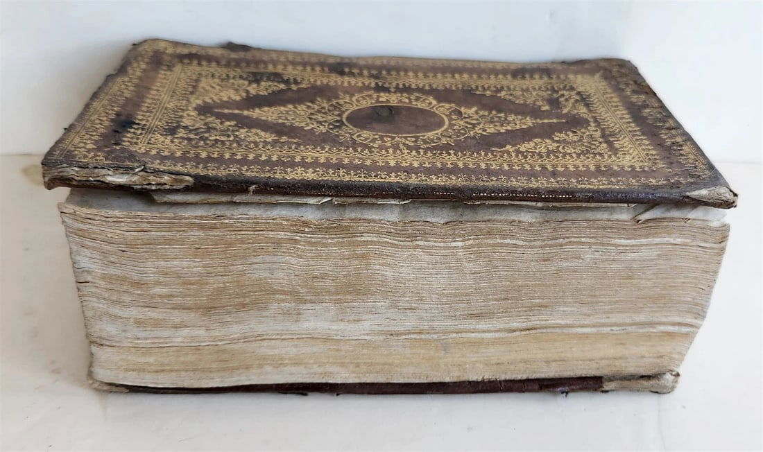 1623 French neo-skepticism by PIERRE CHARRON antique DECORATIVE BINDING - 4