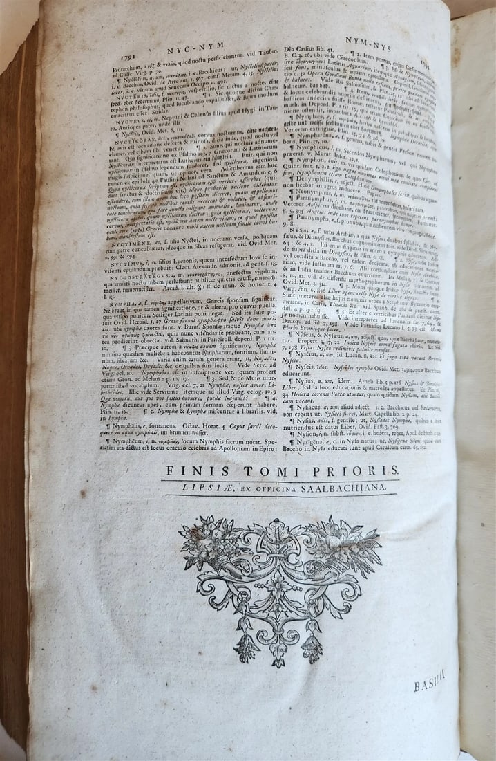 1749 THESAURUS ERUDITIONIS SCHOLASTICAE by BASILII FABRI antique VELLUM FOLIO - 10