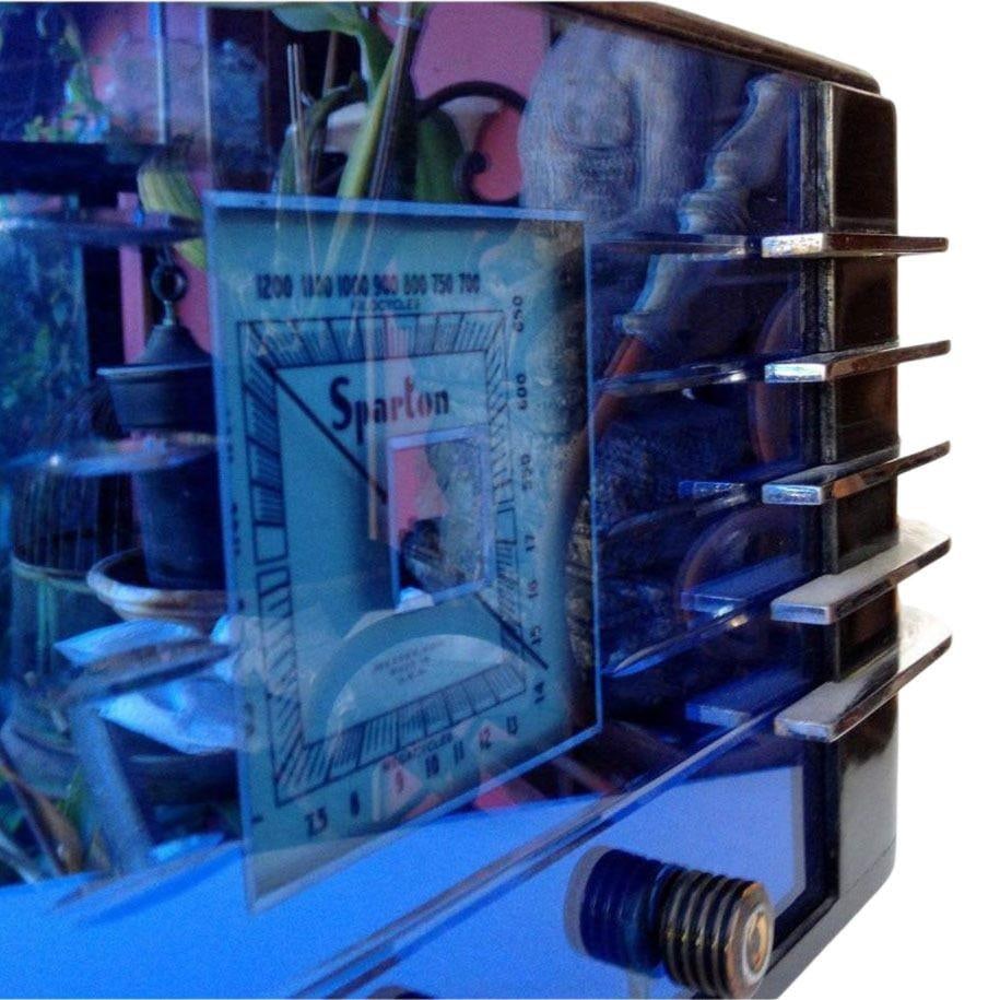 1936 Sparton Model 557 "Sled" Cobalt Glass Deco Radio by Walter Dorwin Teague - 6