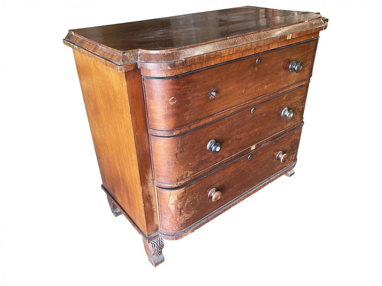 Late 19th Century Victorian Queen Anne Lowboy Dresser with Sculpted Front - 8