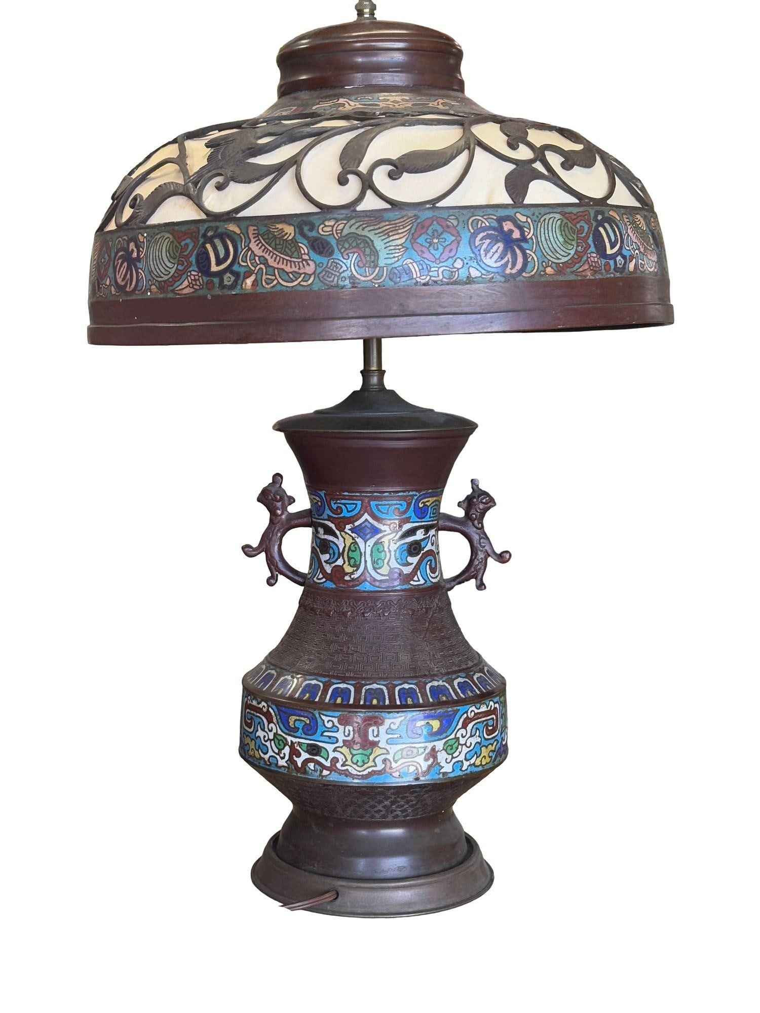 1910 Meiji Period Japanese Cloisonné Lamp with Wrought Iron and Enamel Shade - 14