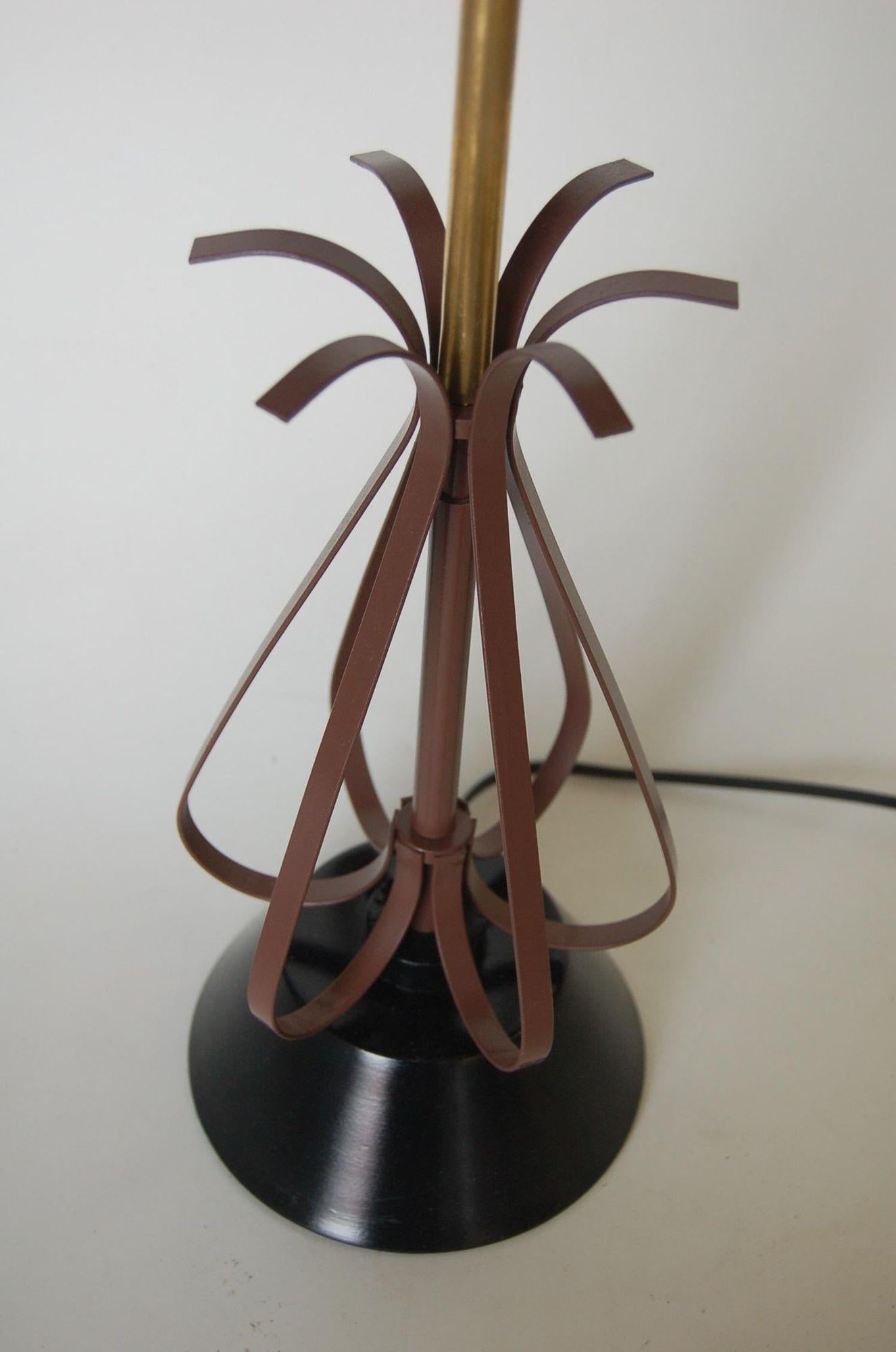 Midcentury Scalloped Steel and Brass Table Lamp - 2