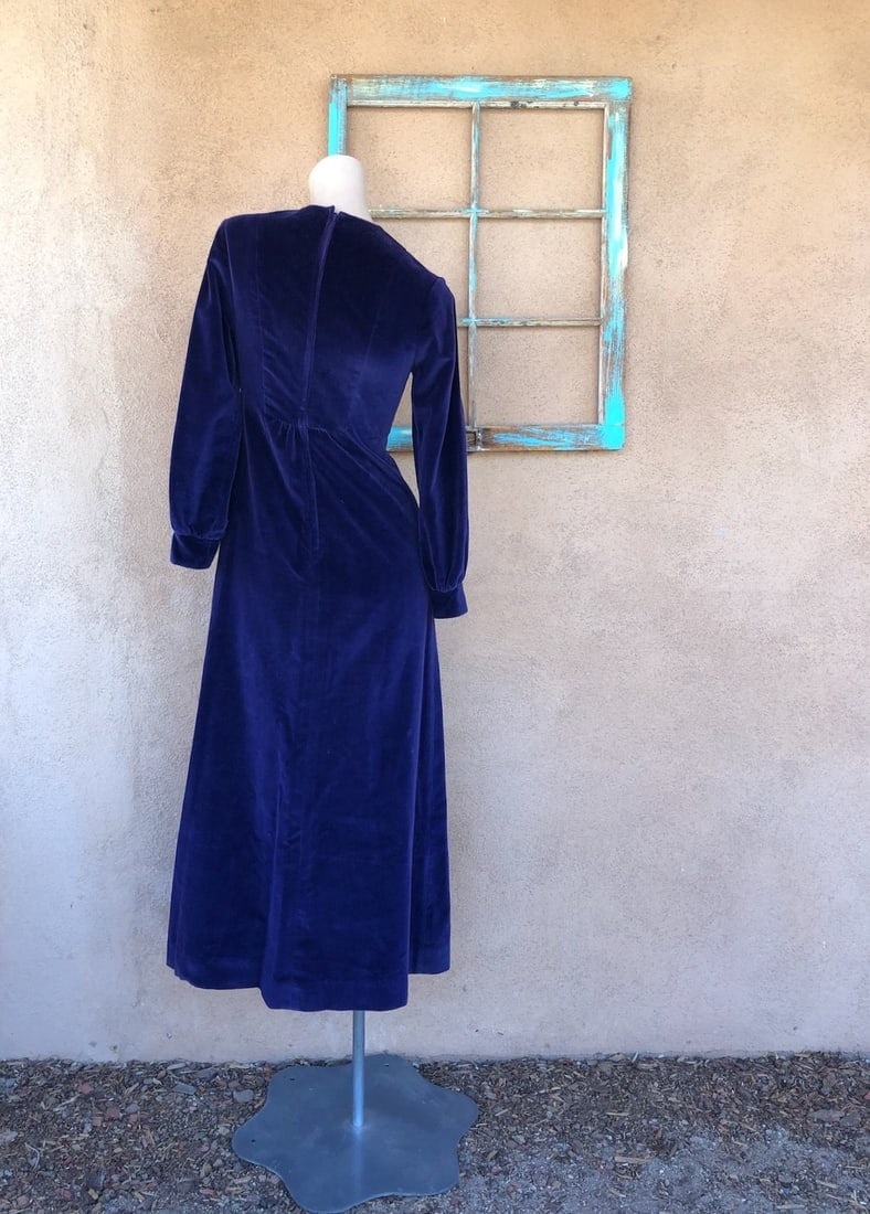 Vintage 1960s 1970s Purple Velvet Maxi Dress Sz xS - 6