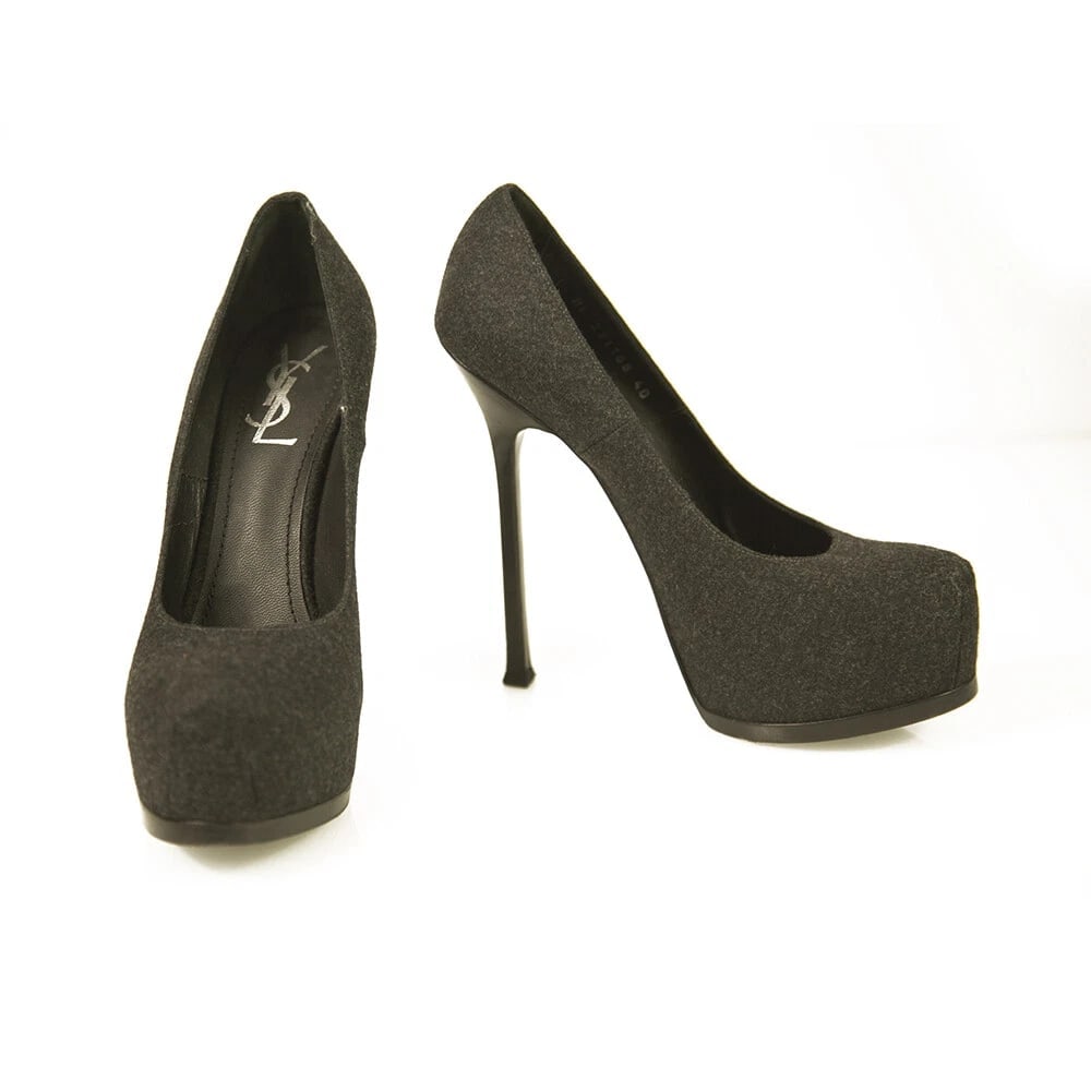 Yves Saint Laurent YSL Tribute Gray Fabric Round toe Platform Heels Pumps 40: Title:Yves Saint Laurent YSL Tribute Gray Fabric Round toe Platform Heels Pumps 40 Description:Yves Saint Laurent YSL Tribute Gray Fabric Round toe Platform Heels Pumps 40 Stand out from the crowd wit