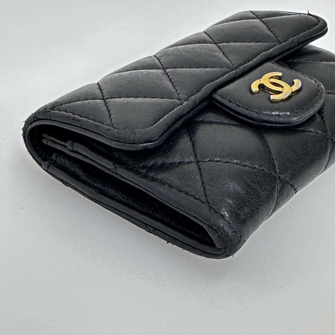 CHANEL Black Quilted Leather Card Holder with Gold Logo - 4