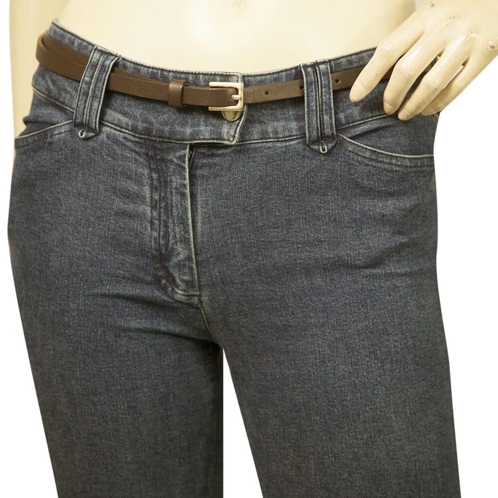 DSquared2 Woman's Brown Gold tone Buckle Thin Skinny Leather Belt size M: Title:DSquared2 Woman's Brown Gold tone Buckle Thin Skinny Leather Belt size MDescription:DSquared2 Woman's Brown Gold tone Buckle Thin Skinny Leather Belt size M This classy belt is crafted from