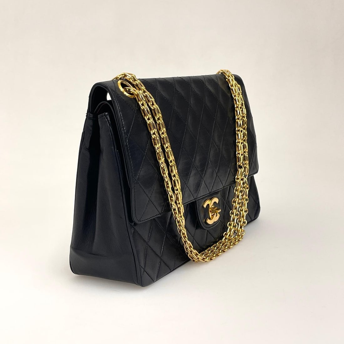 CHANEL Timeless Classic Double Flap in Black Lambskin - 3