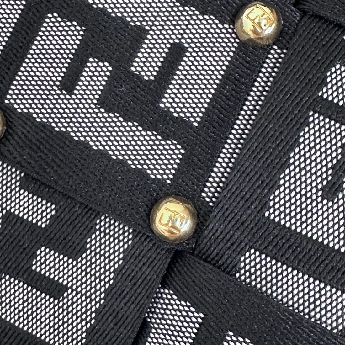 FENDI Baguette handbag in FF fabric with black leather details - 11