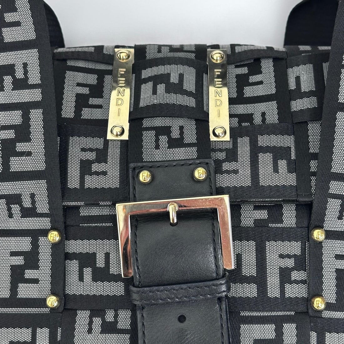 FENDI Baguette handbag in FF fabric with black leather details - 4