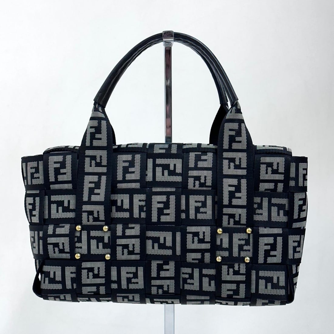 FENDI Baguette handbag in FF fabric with black leather details - 5