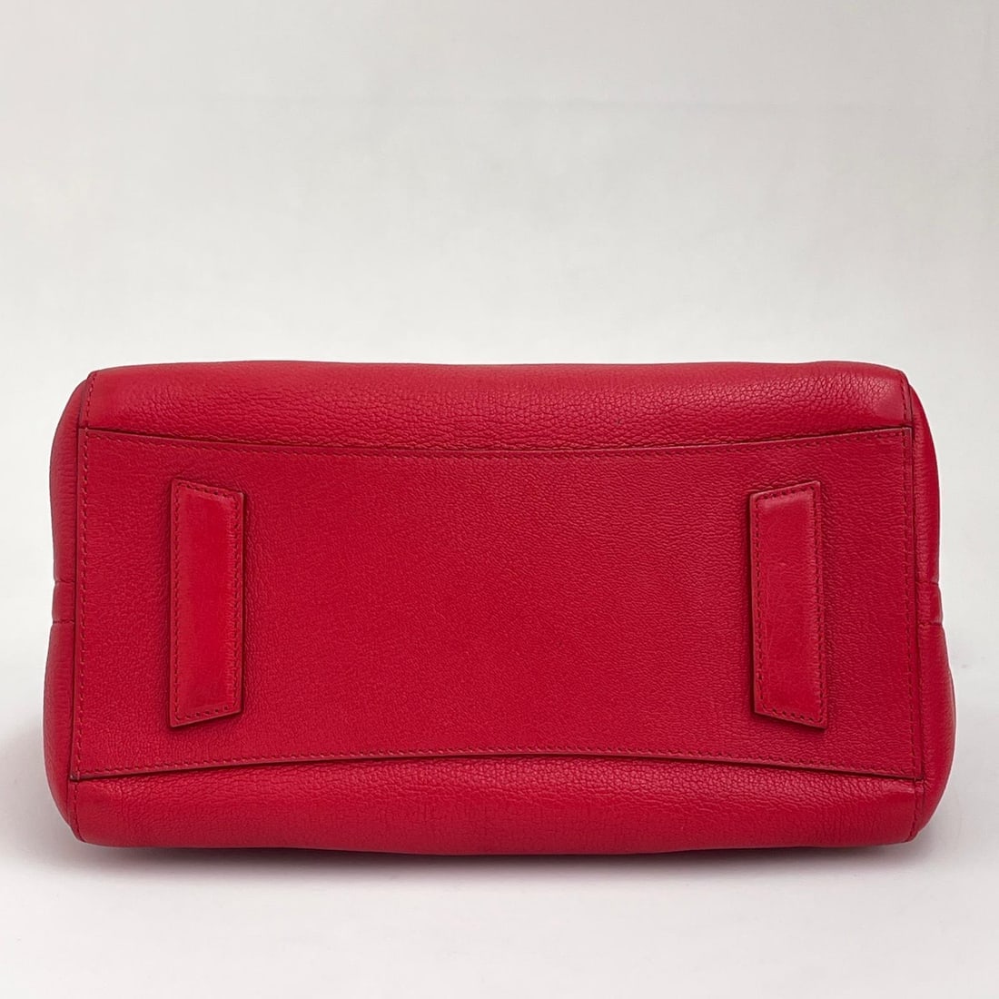 GIVENCHY Antigona Small Bag in Red Leather - 4