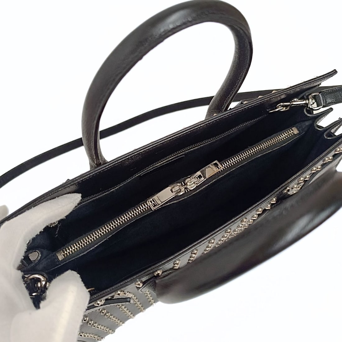 SAINT LAURENT Sac de Jour Small black bag - 6