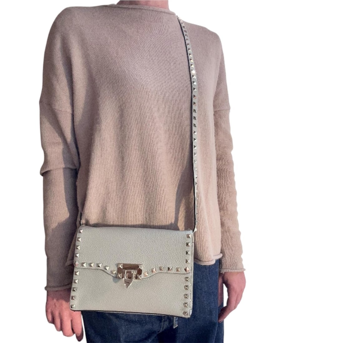 VALENTINO GARAVANI Rockstud Shoulder Bag in Grey Leather - 2