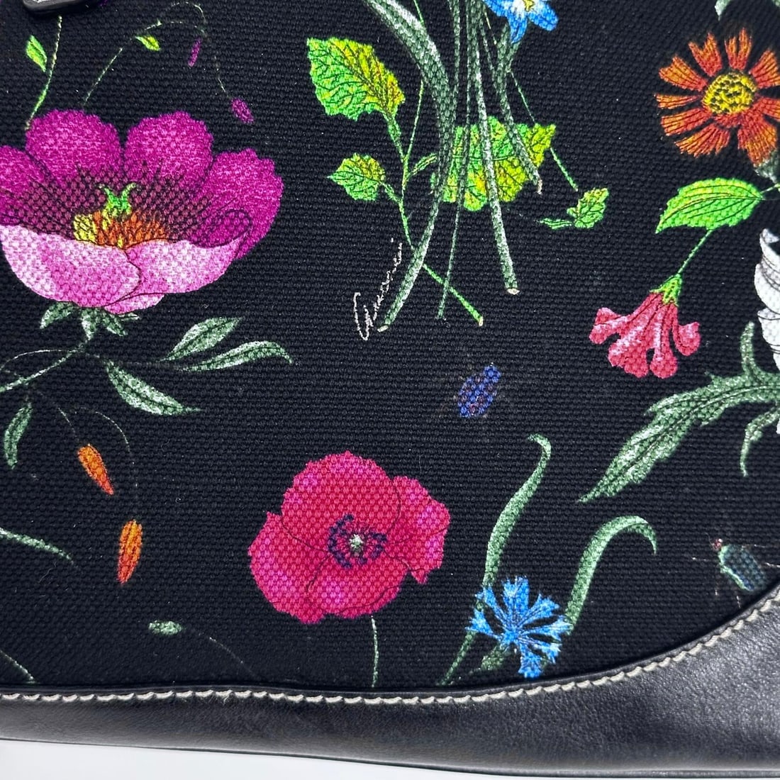 GUCCI Jackie Maxi bag in Flora canvas and black leather - 8