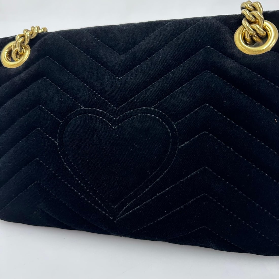 GUCCI GG Marmont Small Bag in Black Velvet - 5