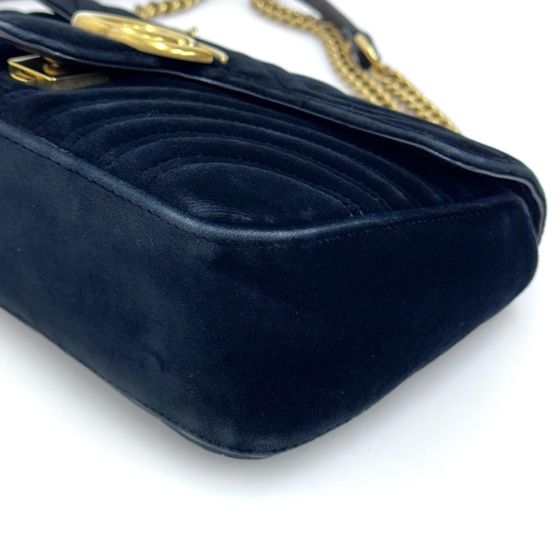 GUCCI GG Marmont Small Bag in Black Velvet - 8