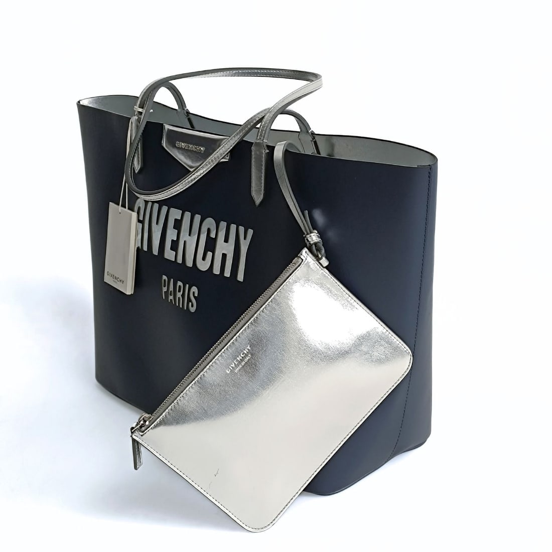 GIVENCHY Antigona Shopping bag in two-tone PVC - 2