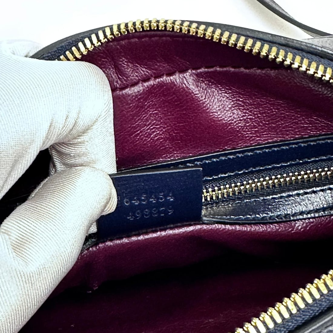 GUCCI 1955 Horsebit Shoulder Camera Bag in Beige Canvas and Blue Leather - 12