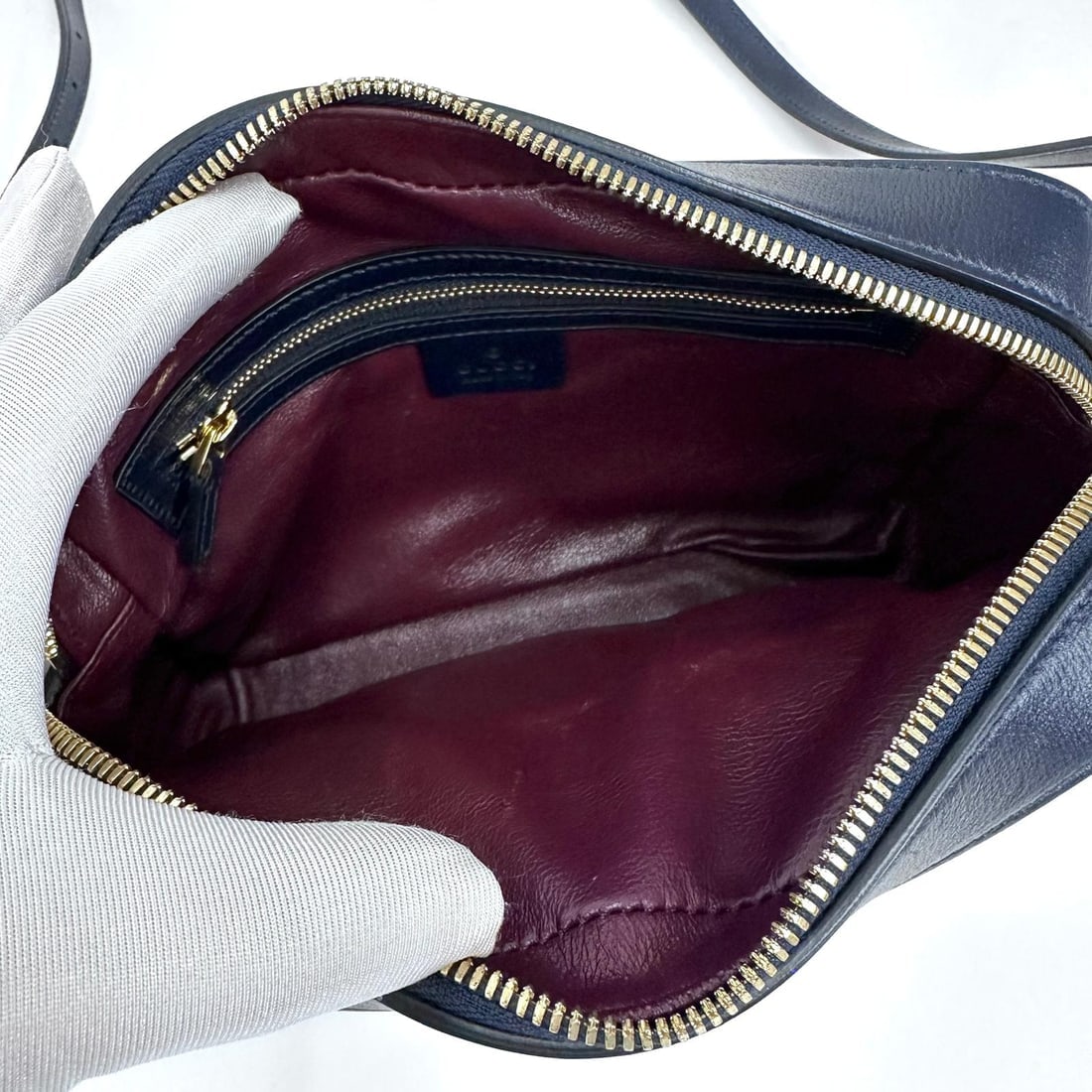 GUCCI 1955 Horsebit Shoulder Camera Bag in Beige Canvas and Blue Leather - 9