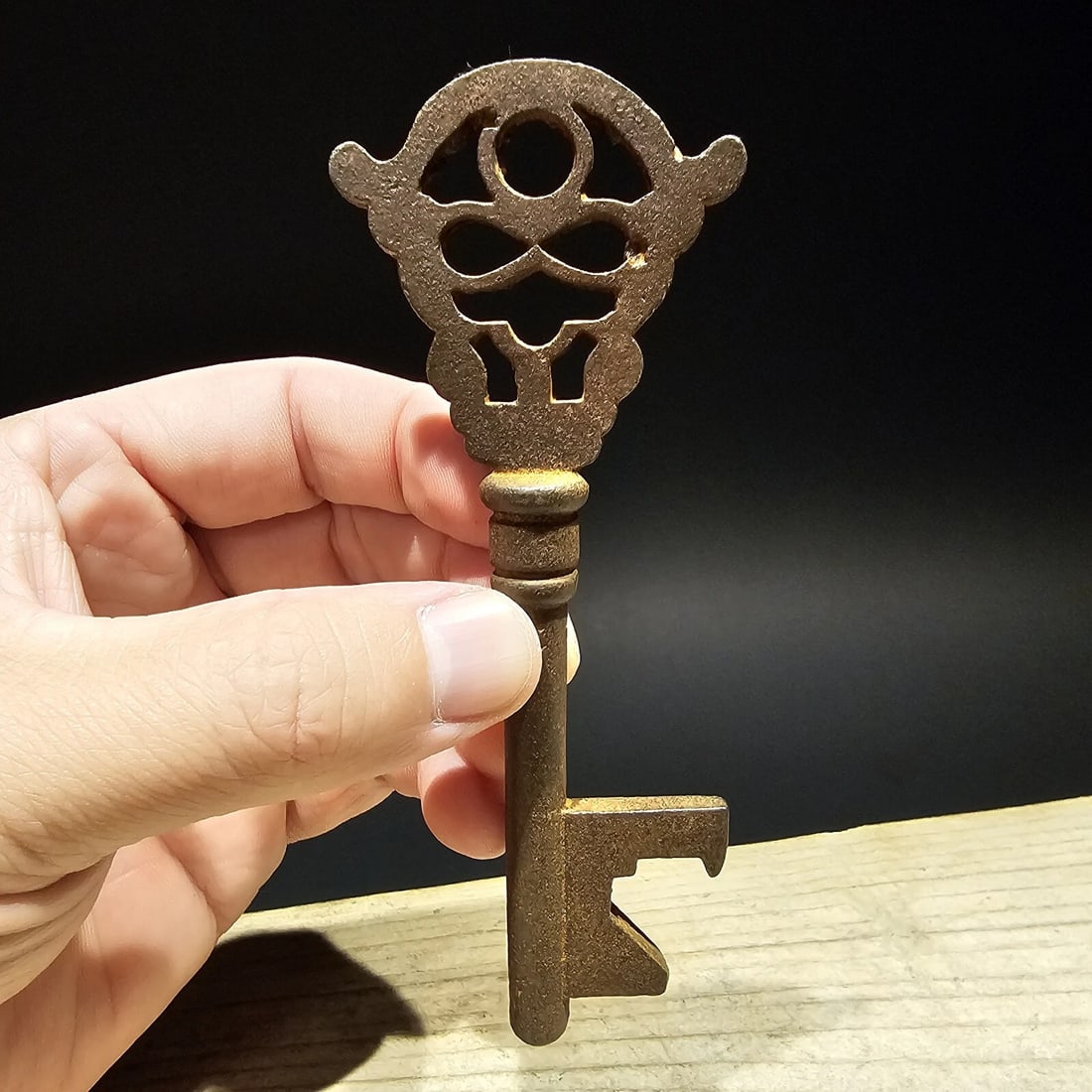 5" Iron Large Key - 7