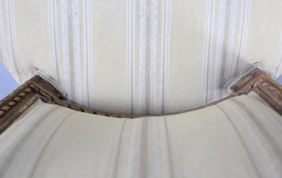 Pair of 19th Century Louis XVI Matching Gilt Wood and Painted Side Chairs in Striped Fabric - 8