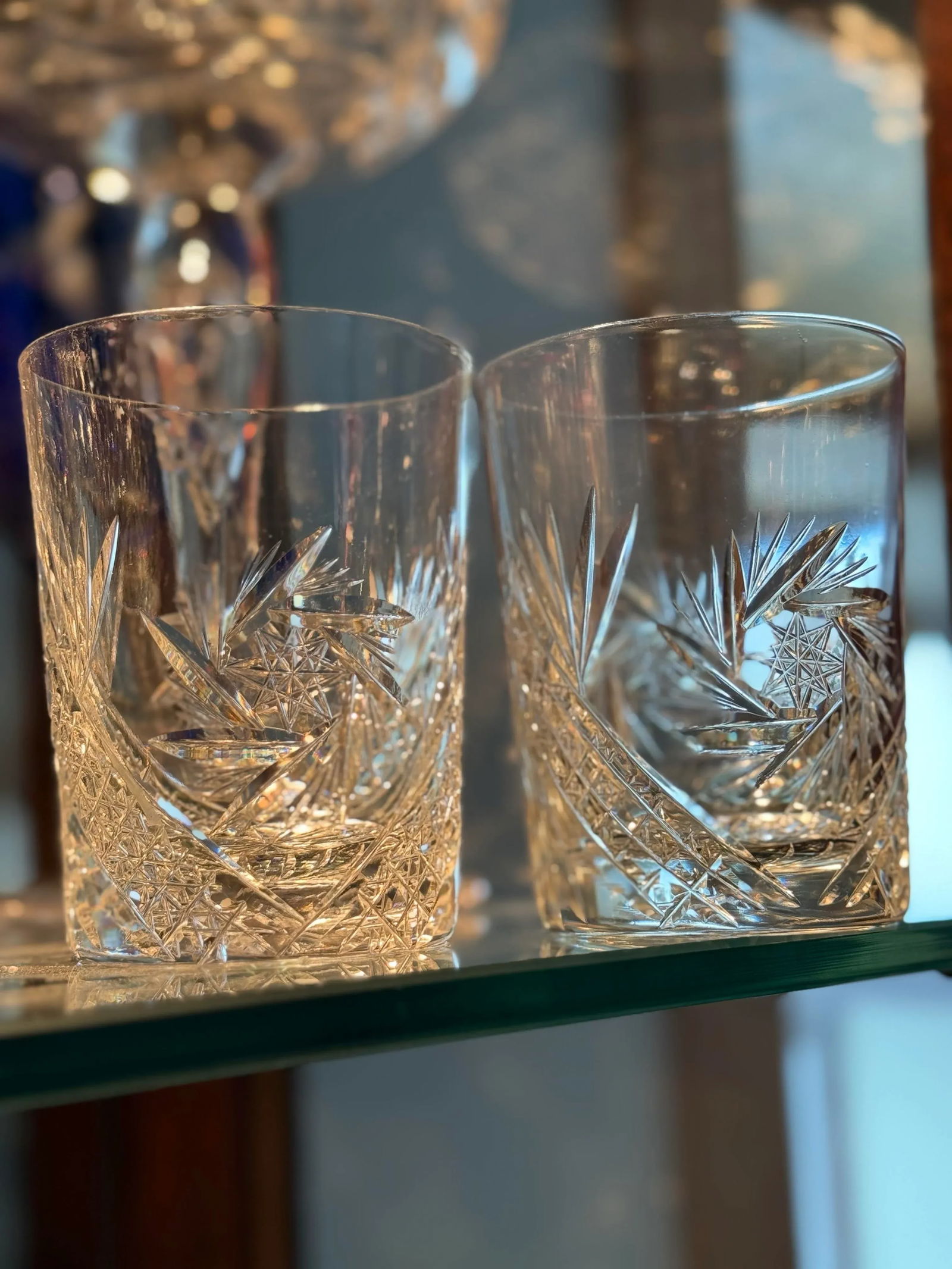 Circa 1899 Bergen Glass "Beverley' American Brilliant Period Cut Crystal Carafe and Tumblers Set - 7