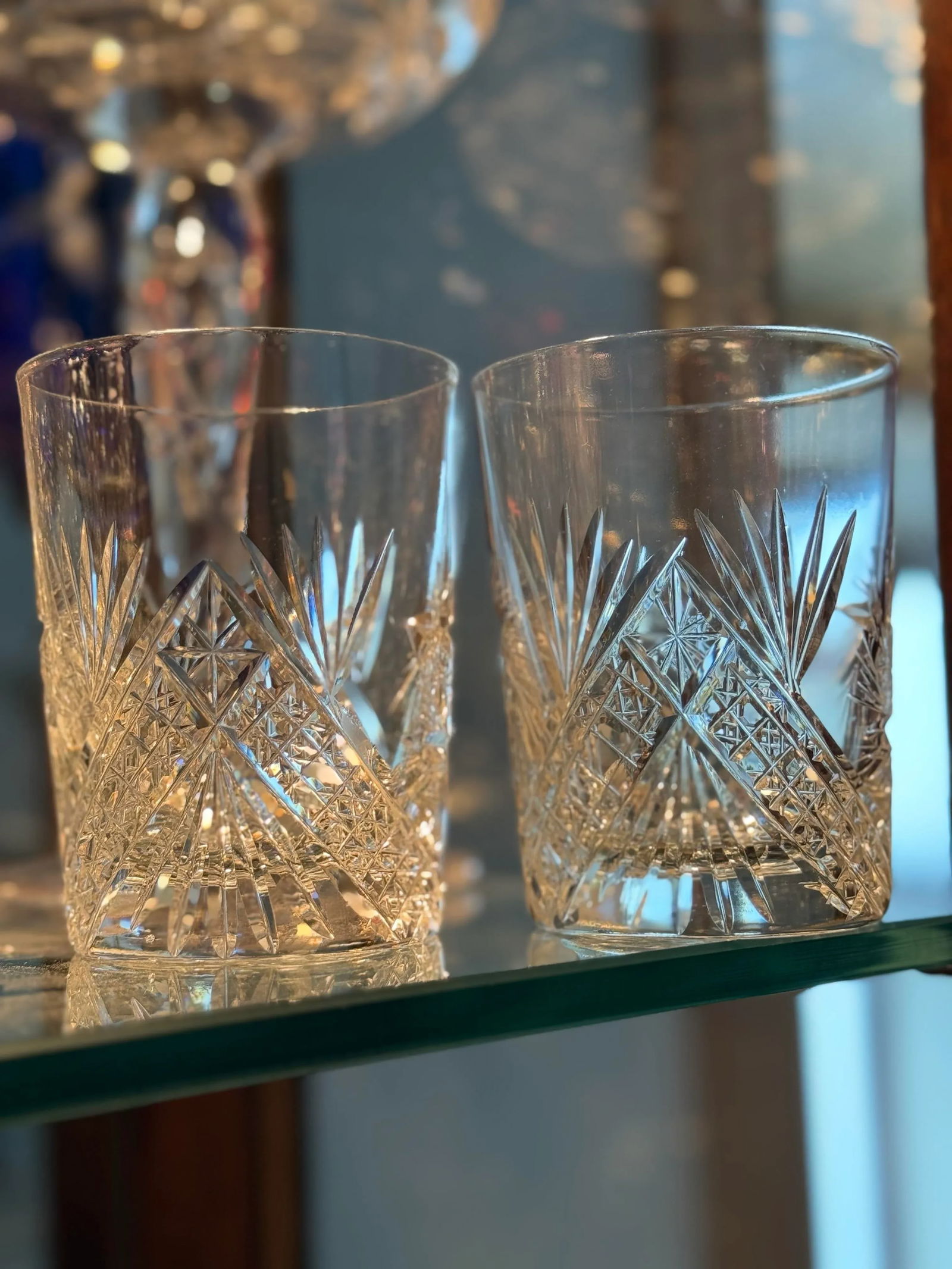 Circa 1899 Bergen Glass "Beverley' American Brilliant Period Cut Crystal Carafe and Tumblers Set - 8