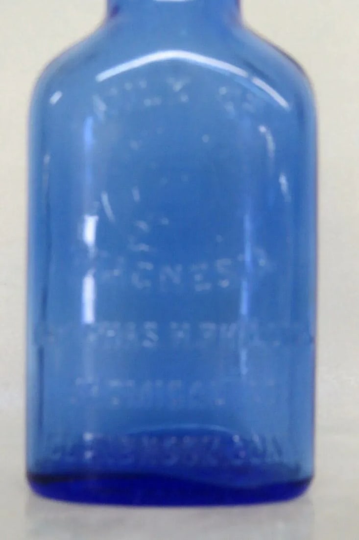 Chas H Phillips Chemical Co Milk of Magnesia Blue Glass Bottle - 2