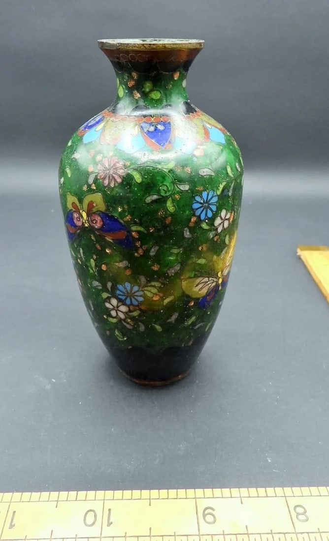 Antique Japanese Meiji Period Enameled Foil Butterfly Chrysanthemum Cloisonne Brass Vase 1800s - 4