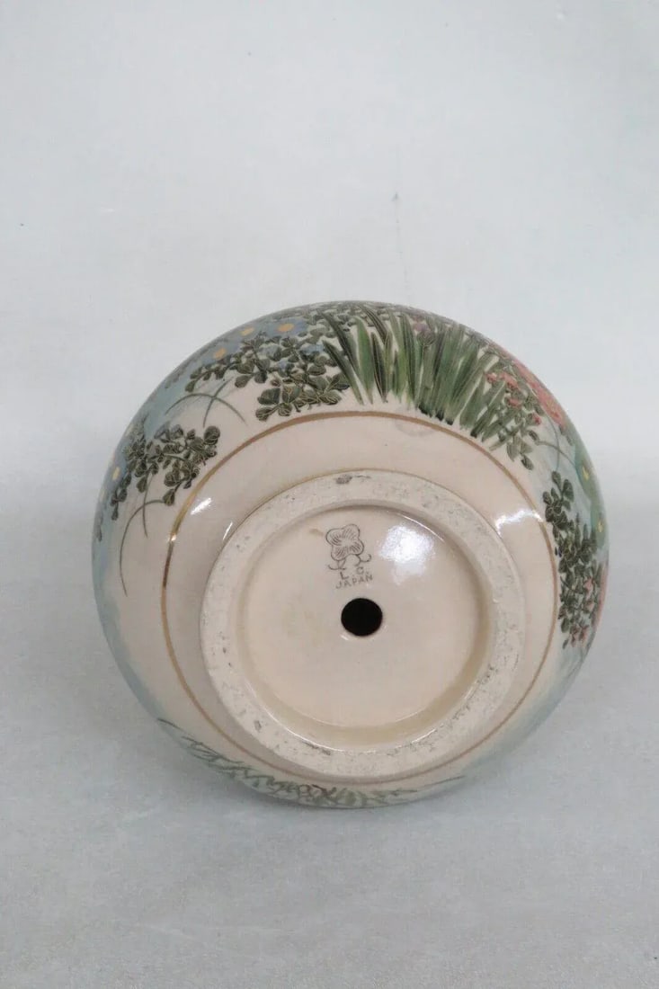 Lc Japan Porcelain Satsuma Style Peacock Floral Double Handle Vase - 8