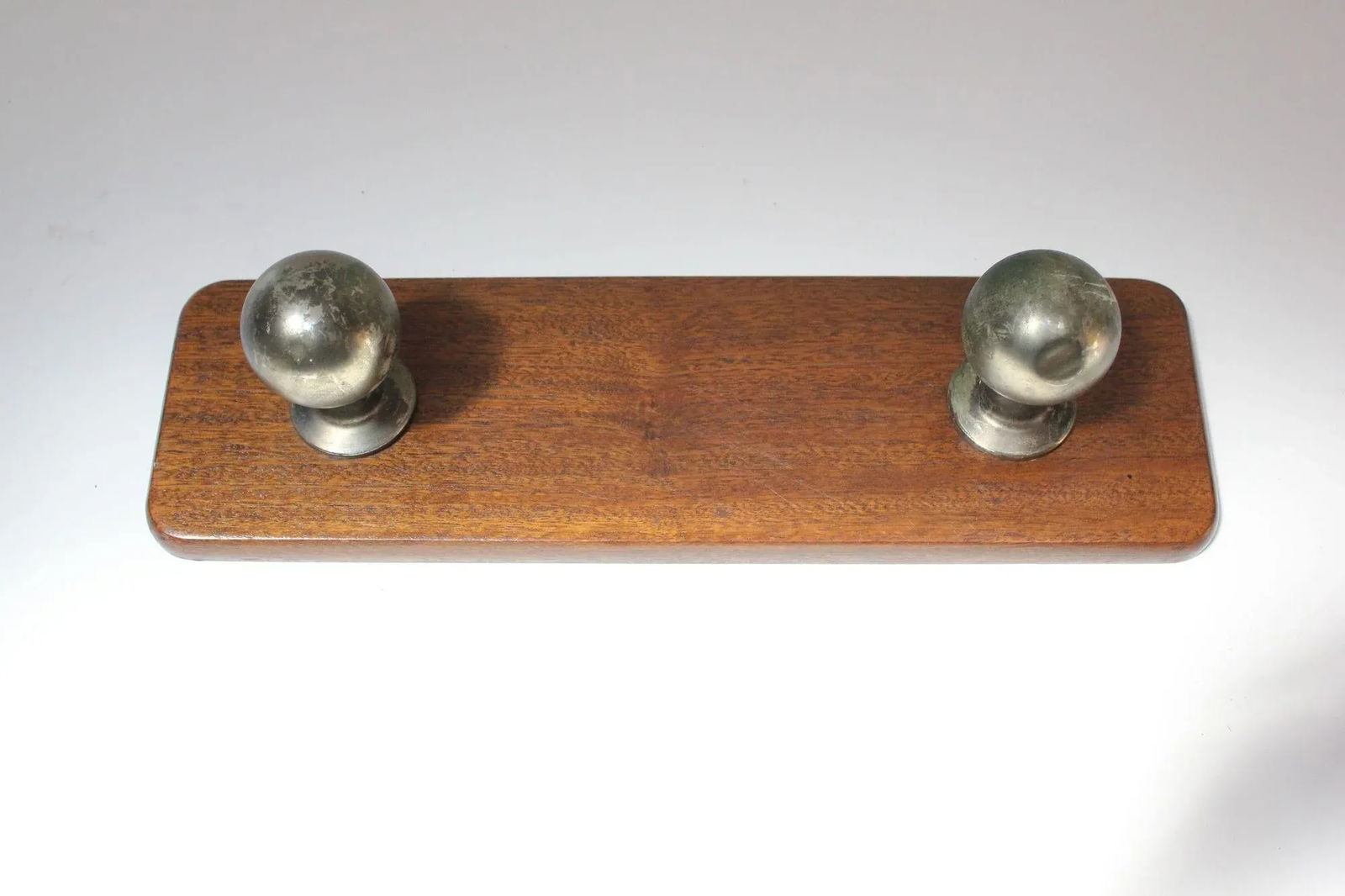 Vintage Italian Wall-Mounted Coat Hook/Rack in Aluminum and Walnut - 4