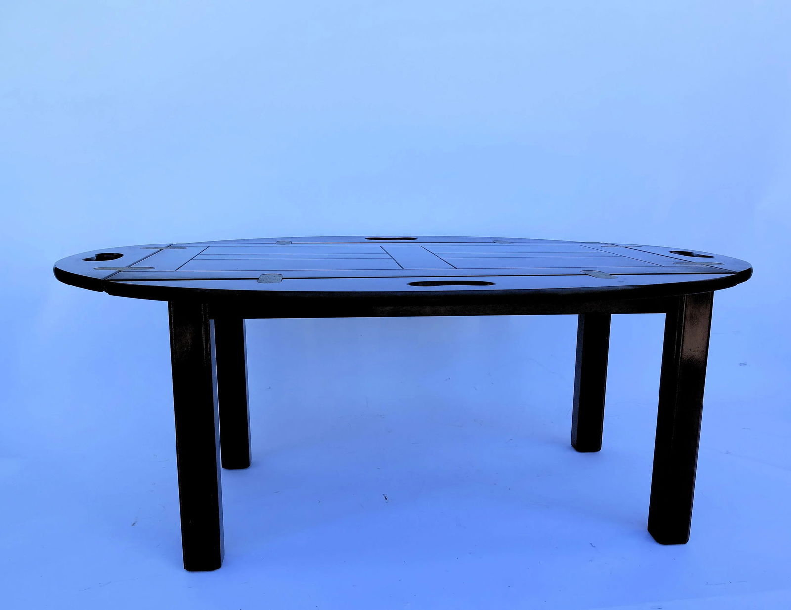 Butler Tray Coffee Table in the Manner of Baker Furniture - 4