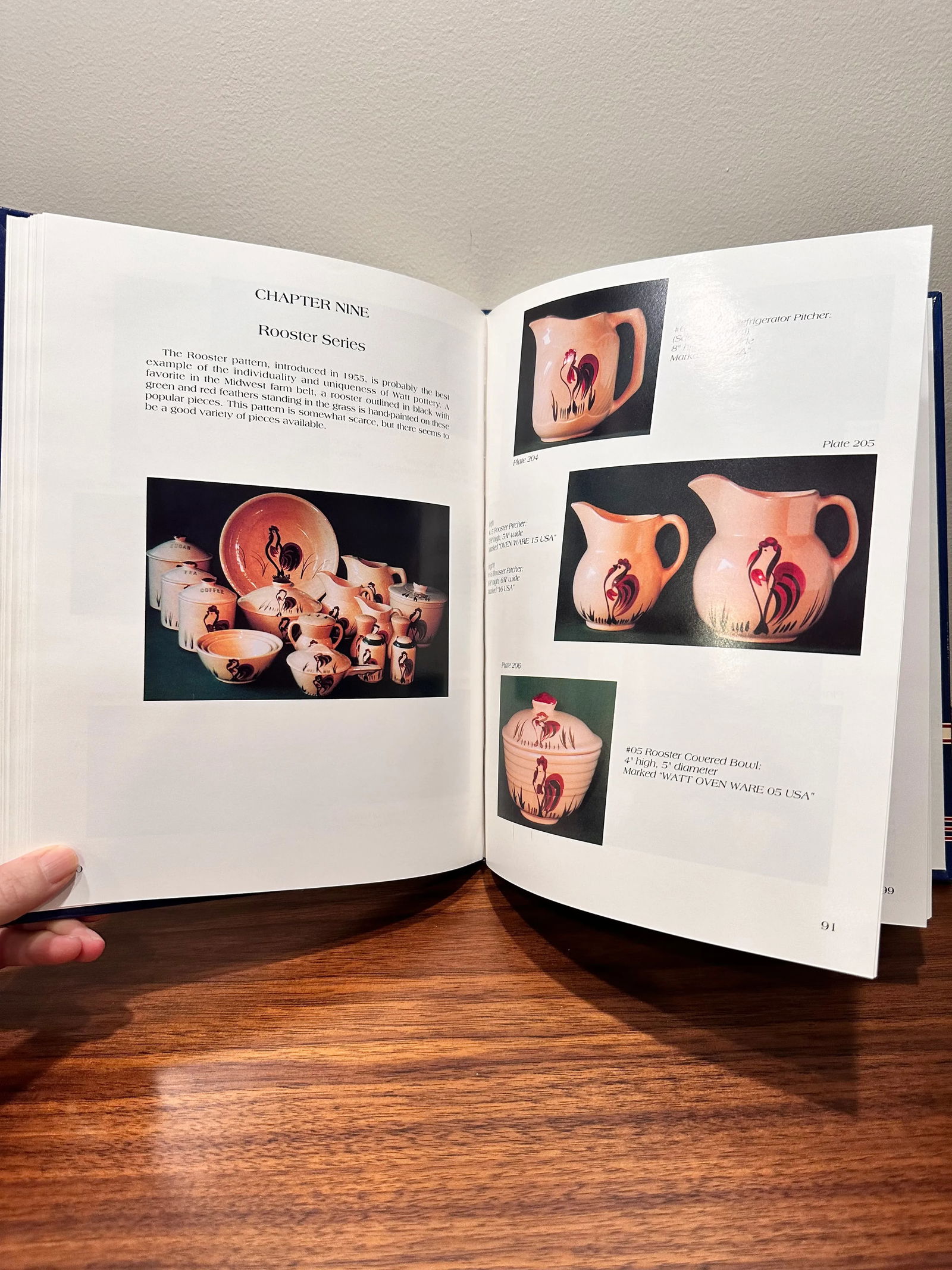 Watts Pottery Collector Hardcover Identification Book 1993 - 5