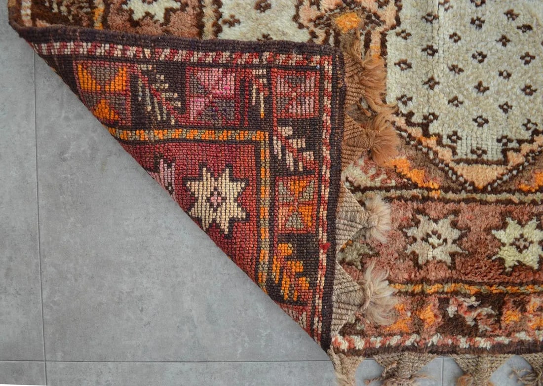 Handmade Turkish Tribal Rug. Neutral Colors Petite Rug - 3'6" X 4'11" - 11