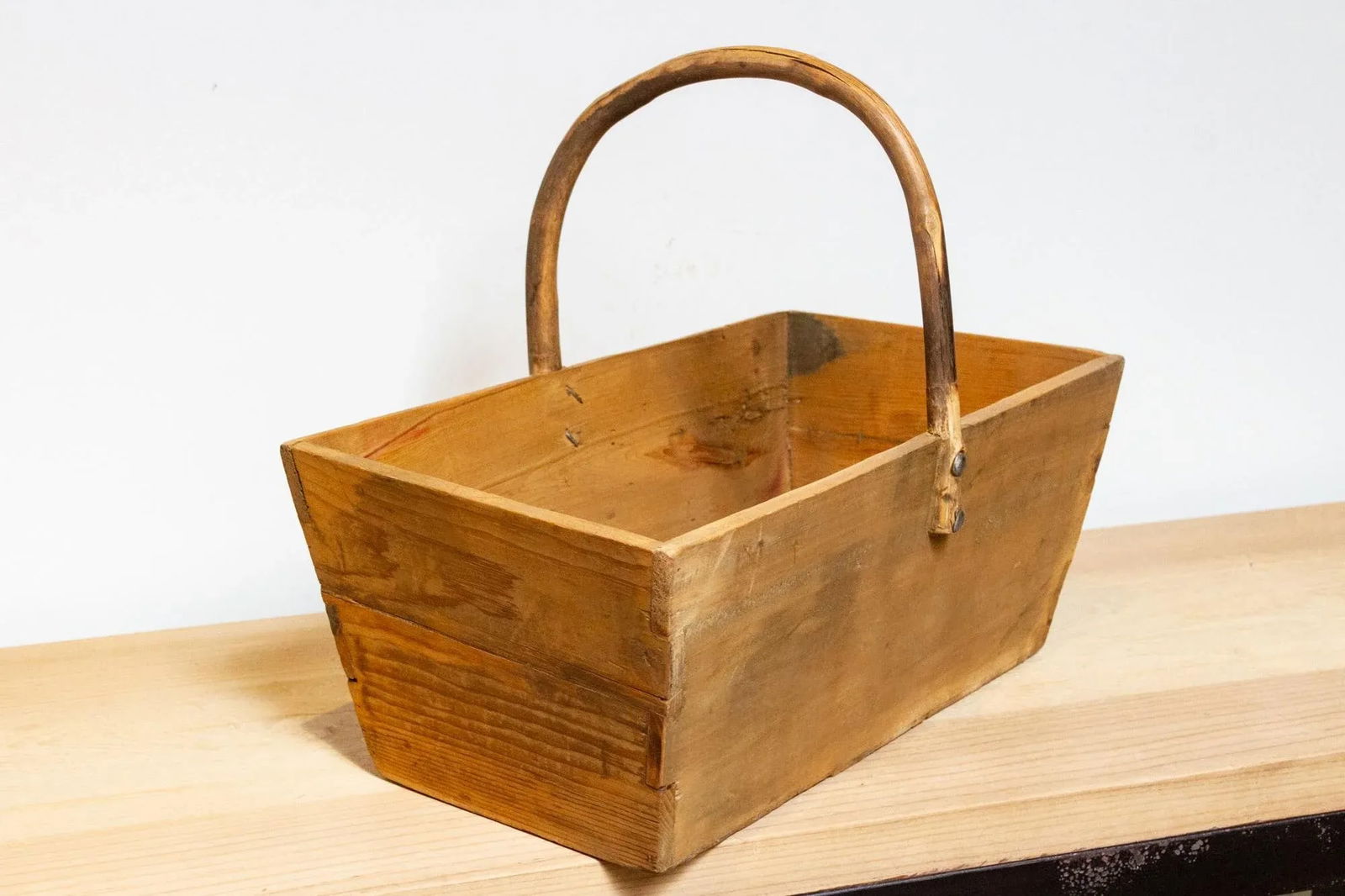 Antique English Wood Carrying Basket - 4