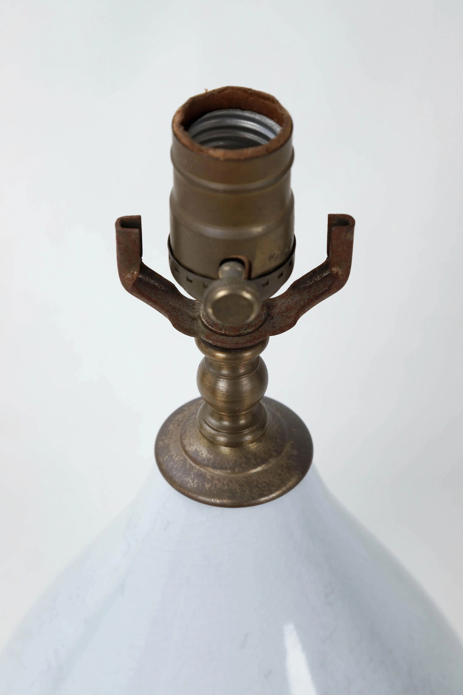 1980s Traditional Teardrop Blanc De Chine Porcelain White Crackle Vase - 6