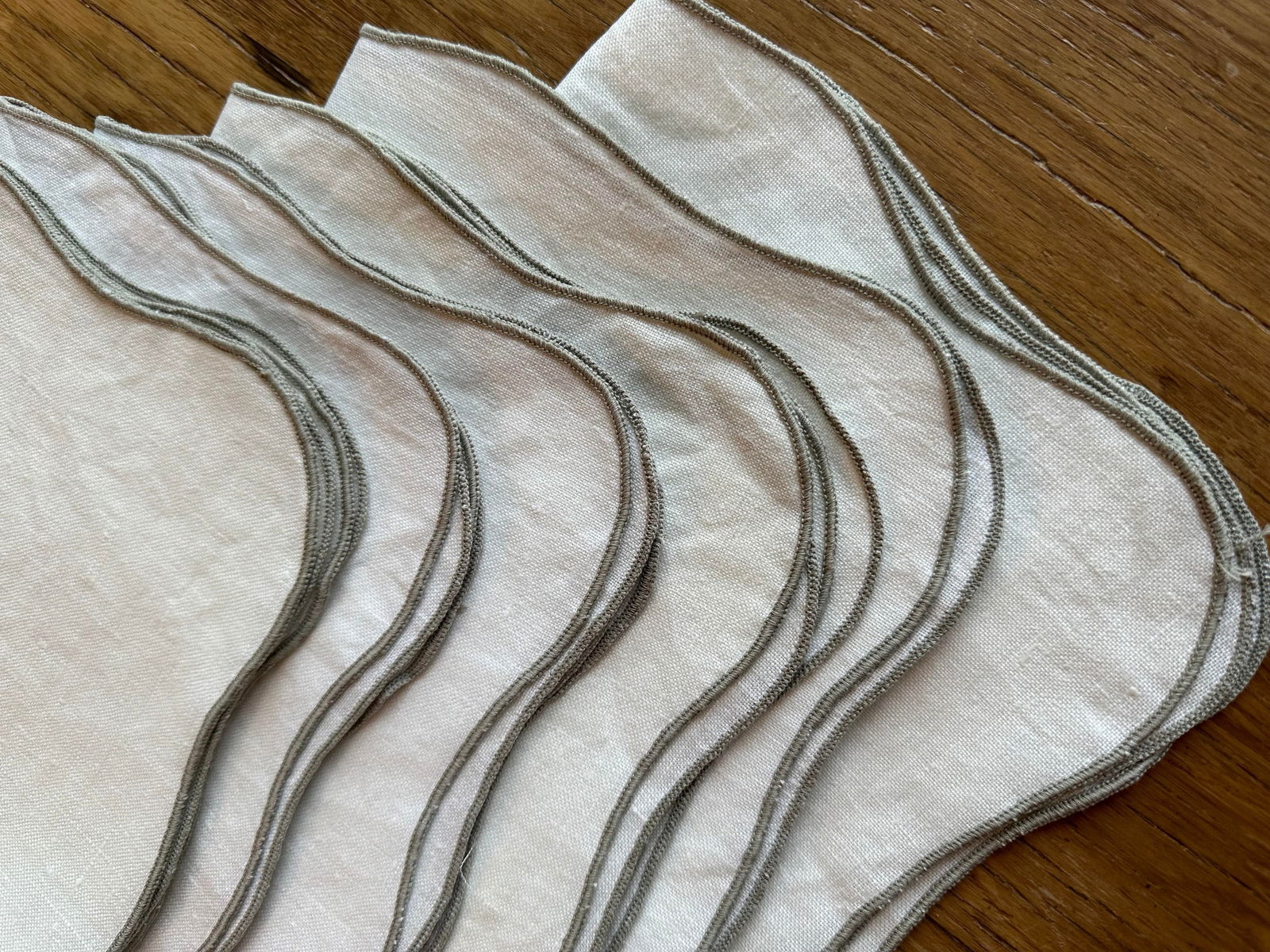 Vintage Linen White Gray Cloth Large Dinner Napkins - Set of 12 - 5